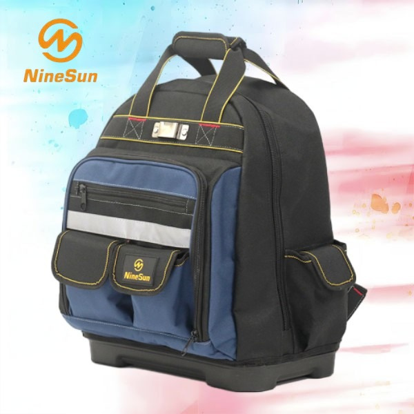 Carry your tools comfortably with a durable rucksack tool bag