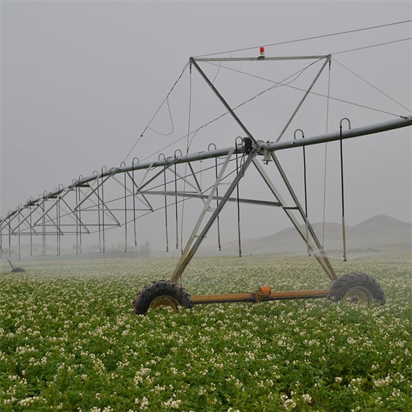 The benefits of valley center pivot irrigation