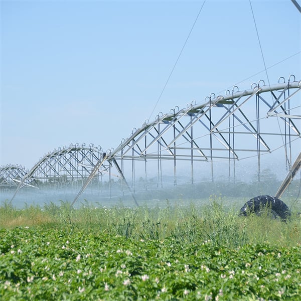 The Advantages of Towable Pivot Irrigation