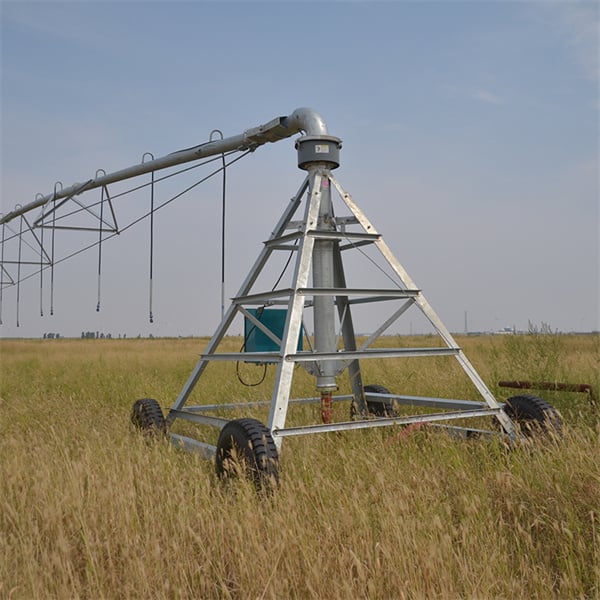 Central Pivot Sprinklers for Improved Farming Practices
