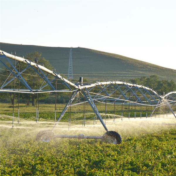 How Center Pivot Sprinklers Improve Farming Practices