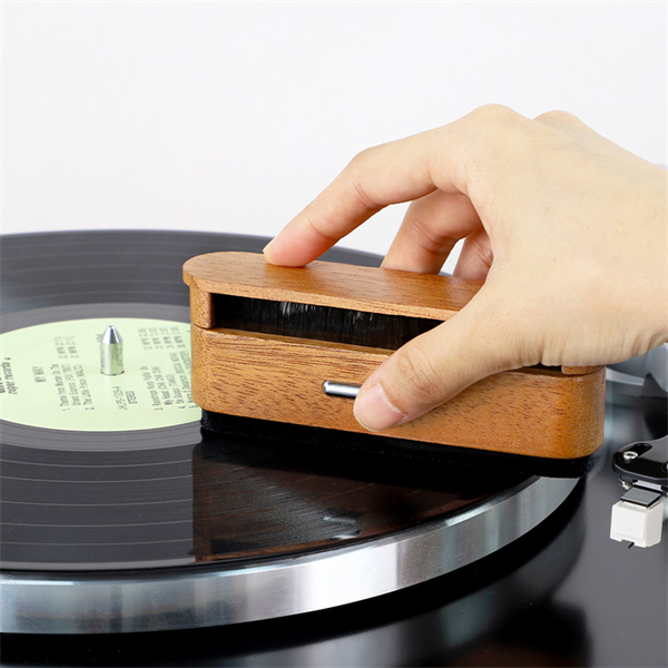 Say goodbye to pops and crackles - achieve a clean, static-free sound with a vinyl brush.