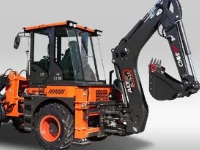 Backhoe Loader vs. Mini Excavator: Which is Right for Your Project in 2025?