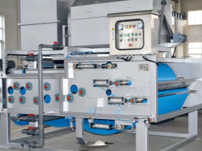 چگونه فشاردهنده نواری برای بهبود کارایی عملیات روزانه آب‌گیری استفاده می‌شود