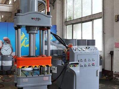 Features to Look for in a High-Precision Powder Compacting Press