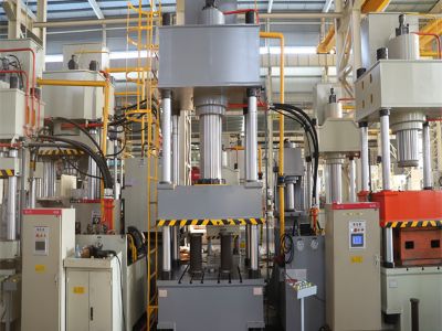 Applications of Four Column Hydraulic Presses in Plastic and Rubber Molding