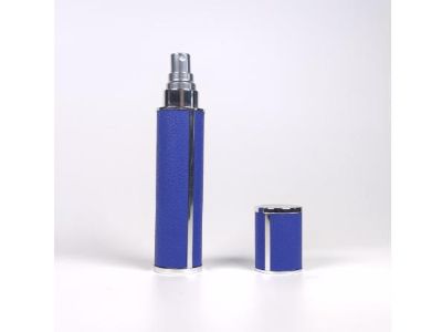 Why color trends favor coloured perfume bottles this year