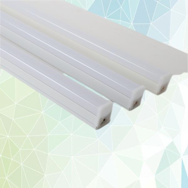 Jadikan Ruang Anda Lebih Terang dengan T5 LED Tubes yang Awet