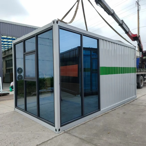 Innovative design ideas for shipping container tiny house living
