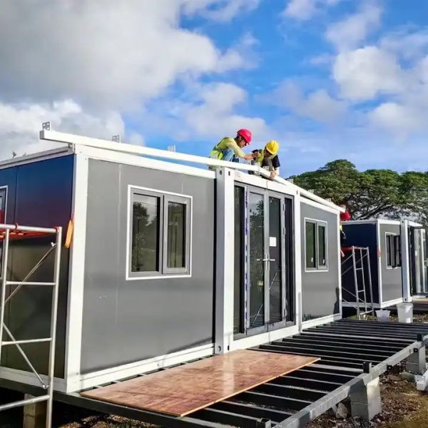 The Rise of Foldable Container Houses