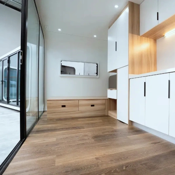 Making the switch to a minimalist lifestyle with a tiny house container home
