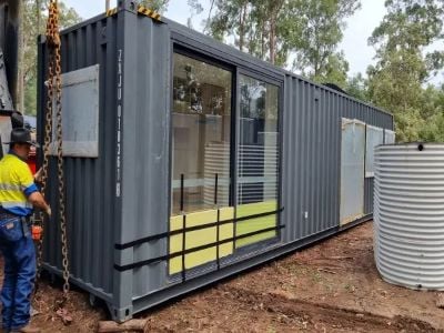 What Makes Metal Container Homes Resist Weather and Corrosion