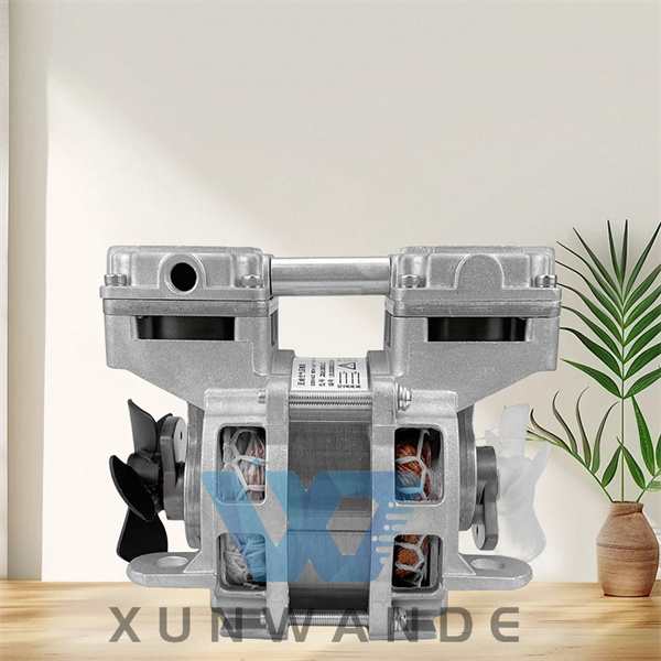 Eco-friendly solutions from trusted oil free compressor manufacturers