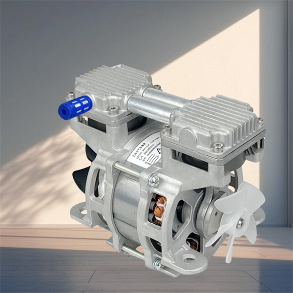 The Silent Air Compressor 24L