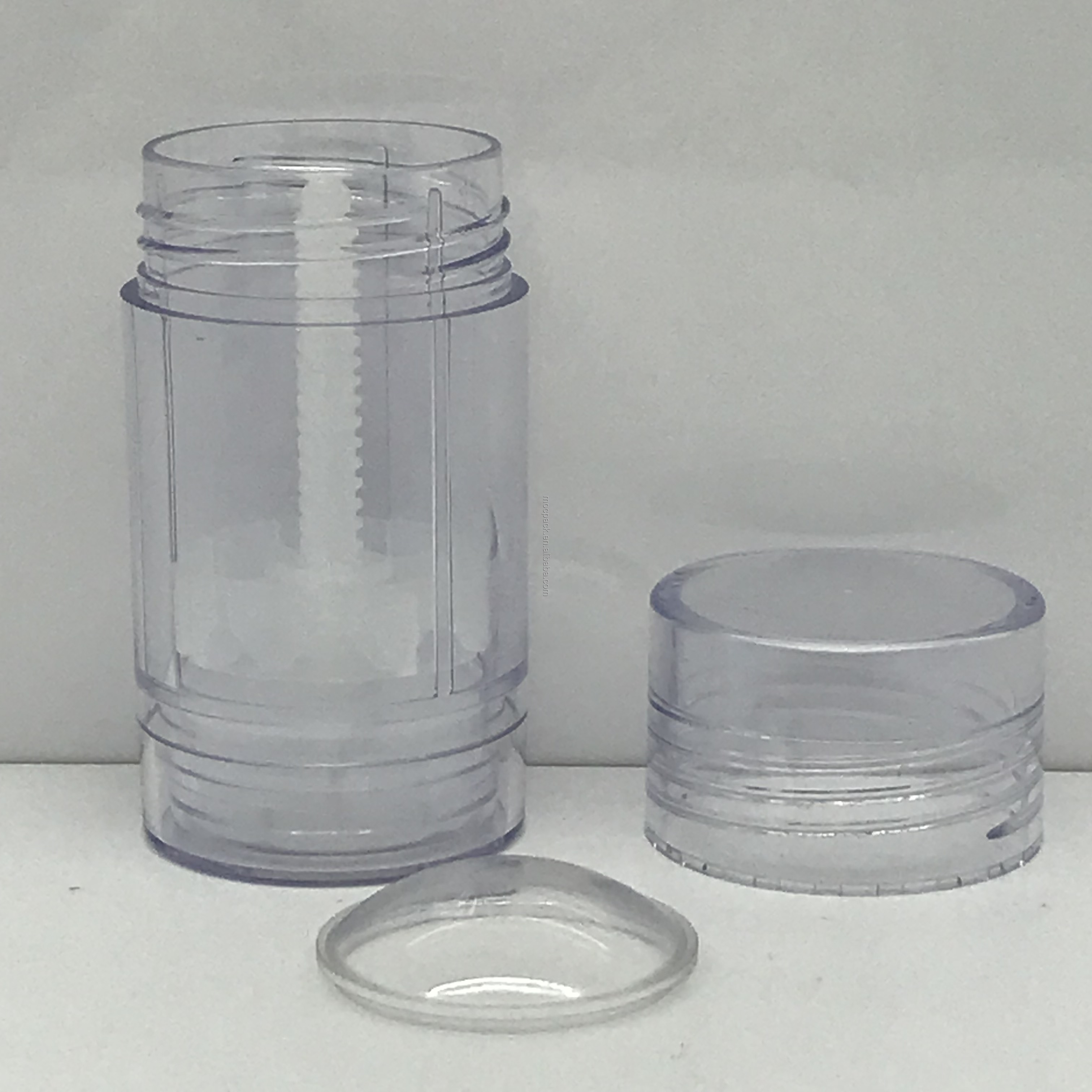 5ml 15ml 30ml 50ml 75ml Round Shape Filling Stick Deodorant Container Reusable Deodorant Bottles Clear Twist Up Stick Tube 6g manufacture