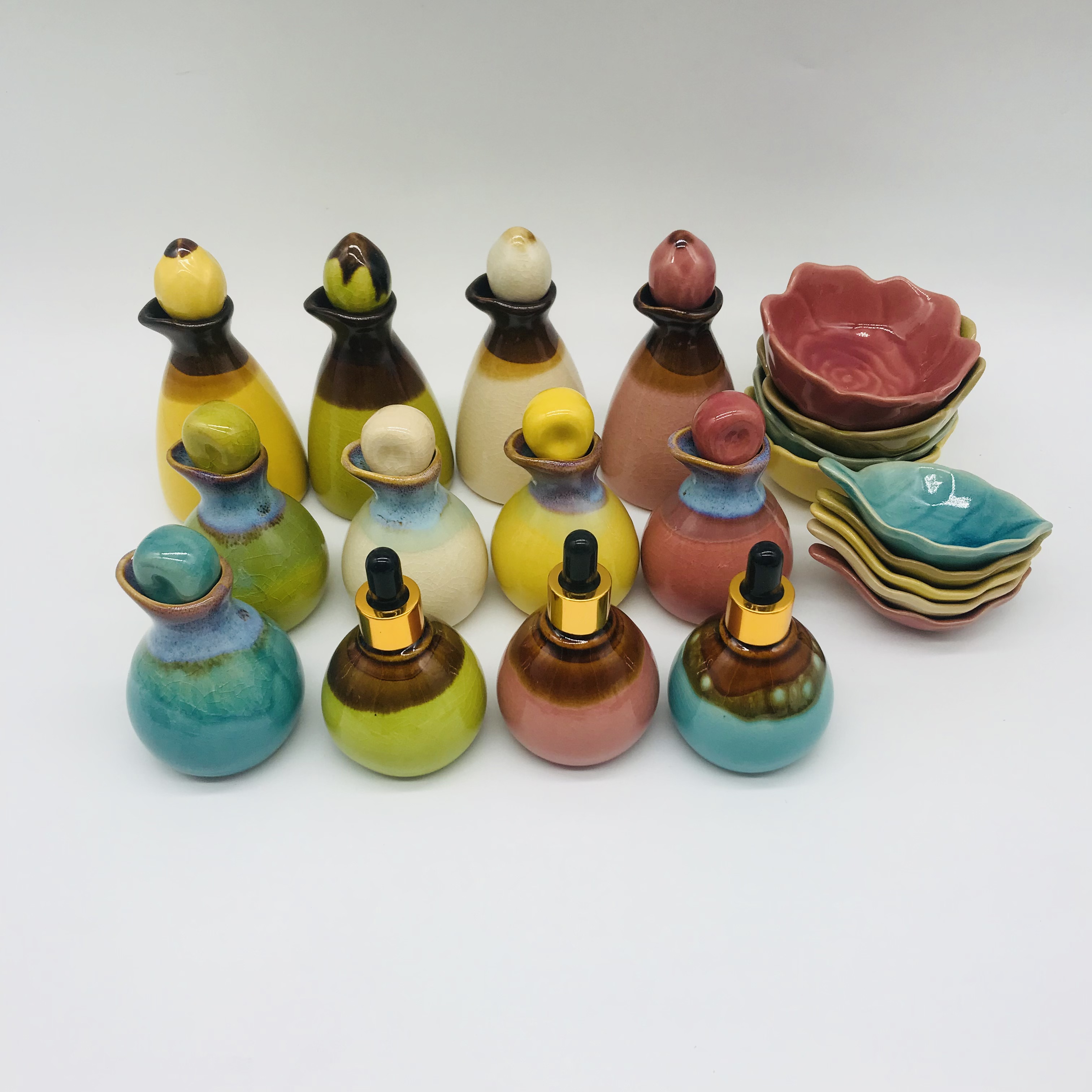 60ml 80ml 95ml Ceramic dropper bottles massage oil bottle ceramic diffuser bottle supplier