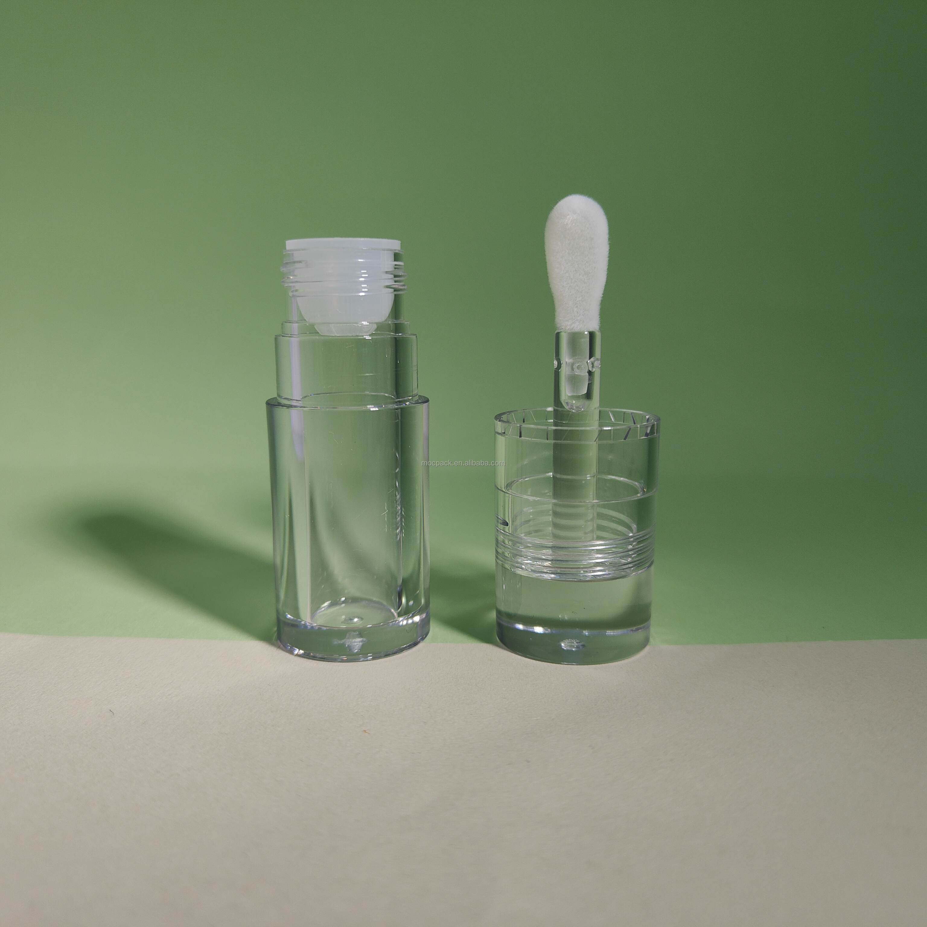 5.5ml hot sale Round plastic lip balm tube Clear lipstick tube Luxury high quality lip gloss tube manufacture