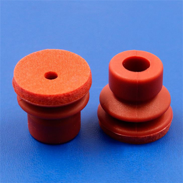Experimenta la estabilidad adicional que ofrecen las ventosas de silicona de doble capa.