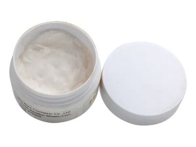 How face cream for women supports daily hydration and skin renewal systems