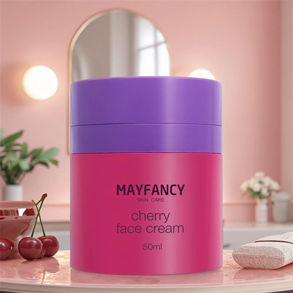 Unleash Your Natural Radiance with our Restorative Ladies Face Cream