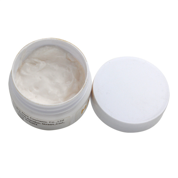 Combatting Dryness and Aging with Moisturizing Cream for Face