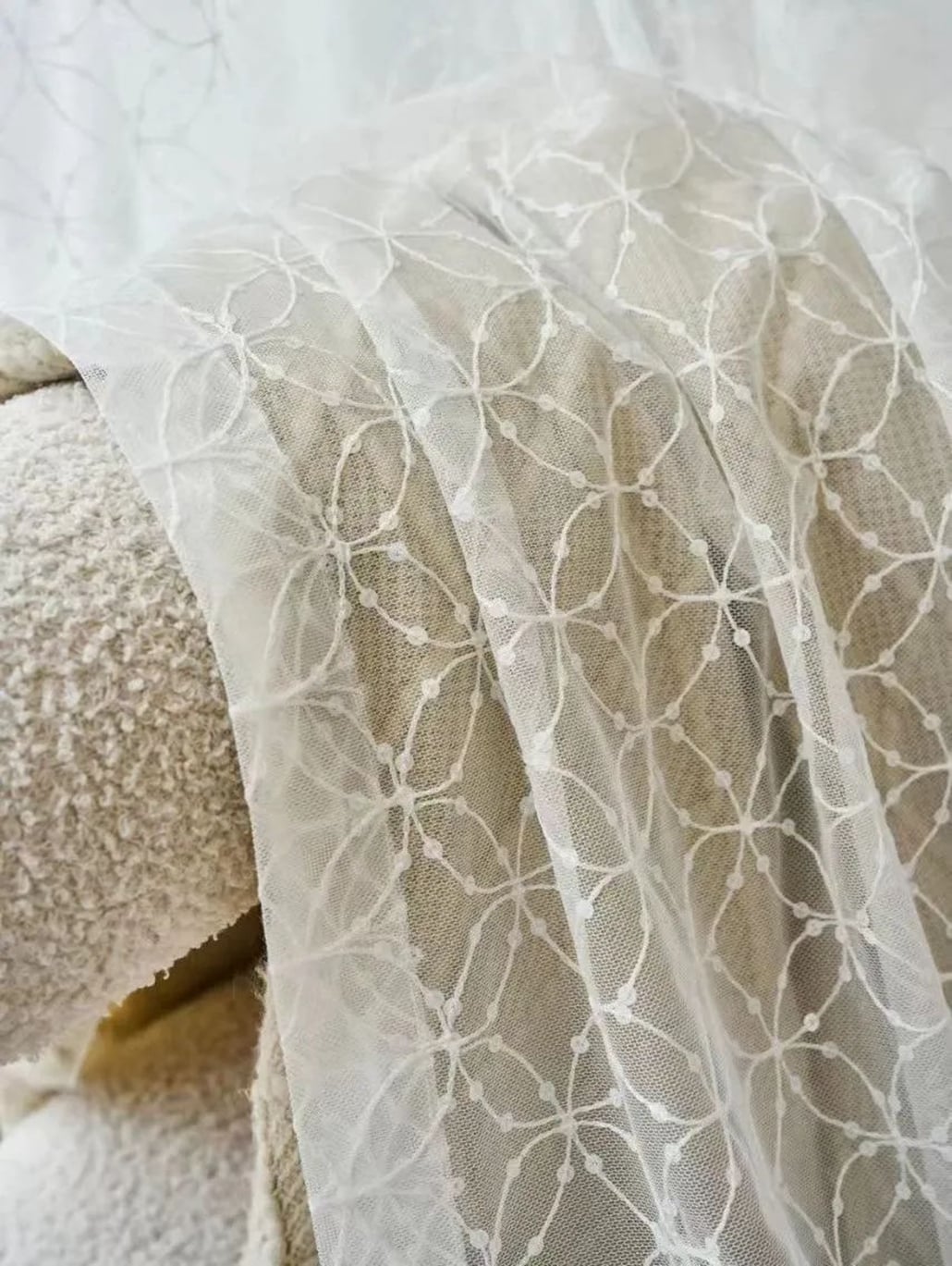 Foulola News:GDBLK/JLZZ/JSNH/QCZC/QJBM/YPMLM#Embroidery Sheers manufacture