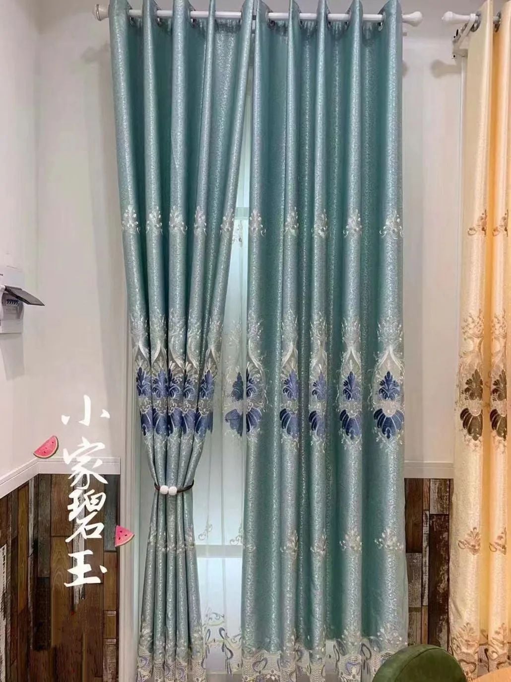 Foulola News: High Grade Embroidery Fabric&Sheer details