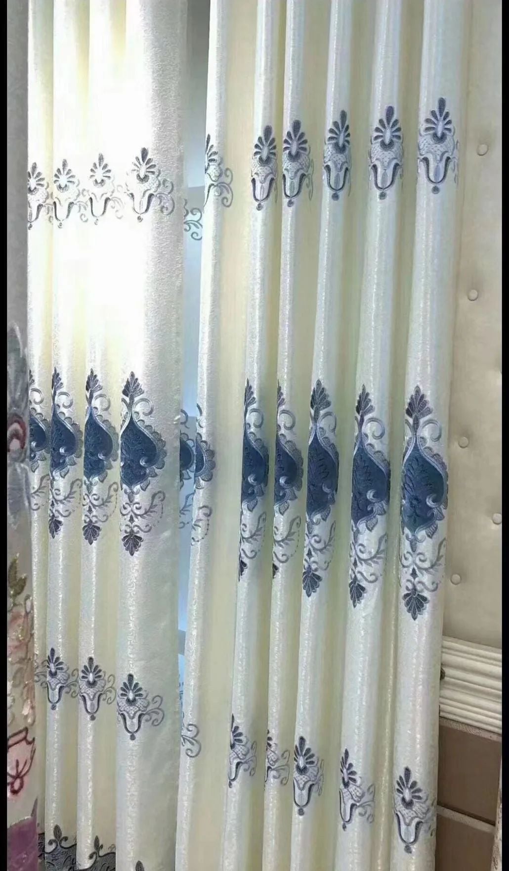 Foulola News: High Grade Embroidery Fabric&Sheer factory