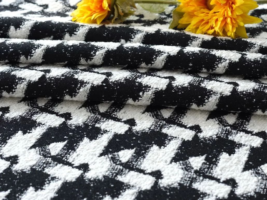 Foulola News:High Grade Jacquard Sofa Fabric - 3 factory