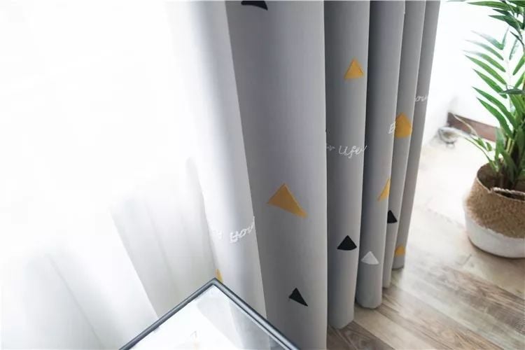 Foulola News: Simple Europe Style Triangle Embroidered factory