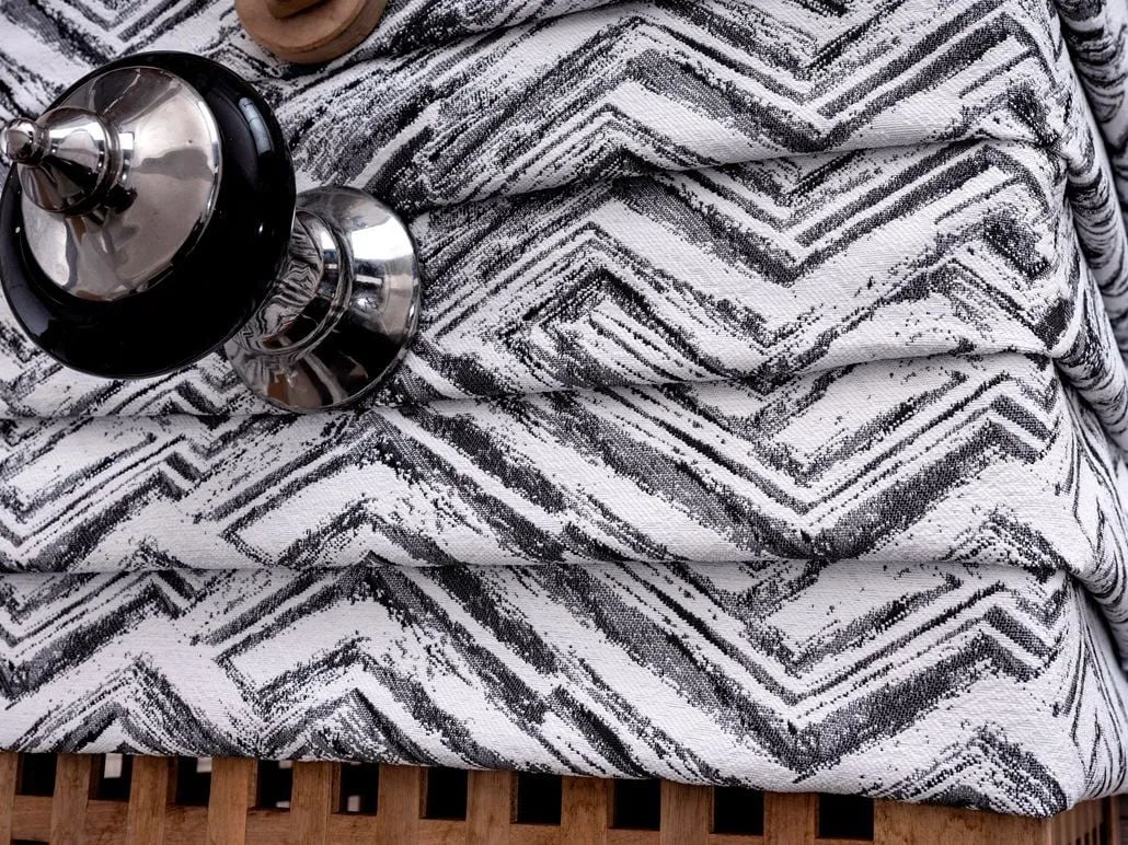 Foulola News:Luxury Jacquard 7885 Series Vivid Decorative Fabric supplier