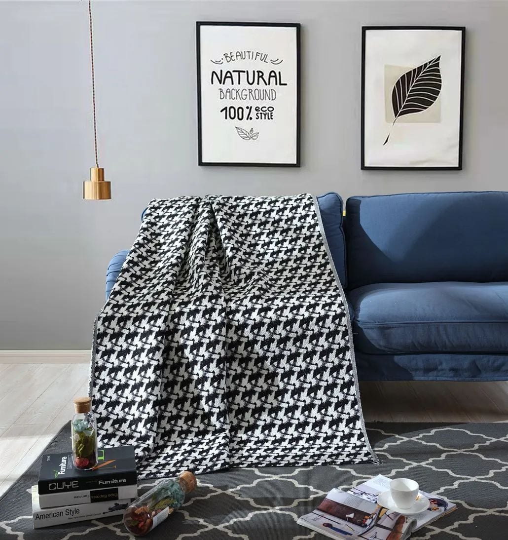 Foulola News:High Grade Jacquard Sofa Fabric - 3 manufacture