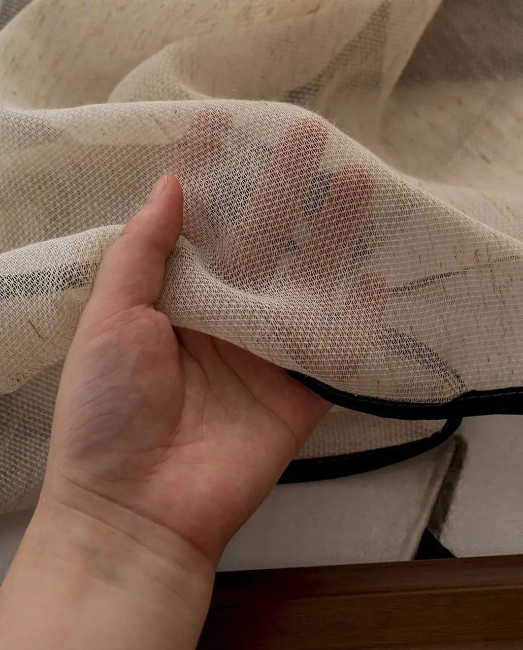 Foulola News:LJS /YHS/NYYMS# Sheer Curtain supplier