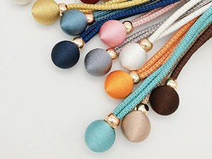 Notizie di foulola: accessori decorativi per tende all'ingrosso online