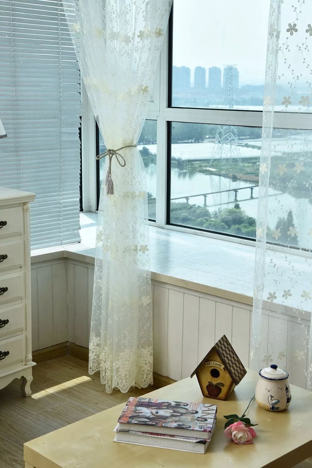 Foulola News: Romatic Flower Embroidered Milk Lace Curtain details