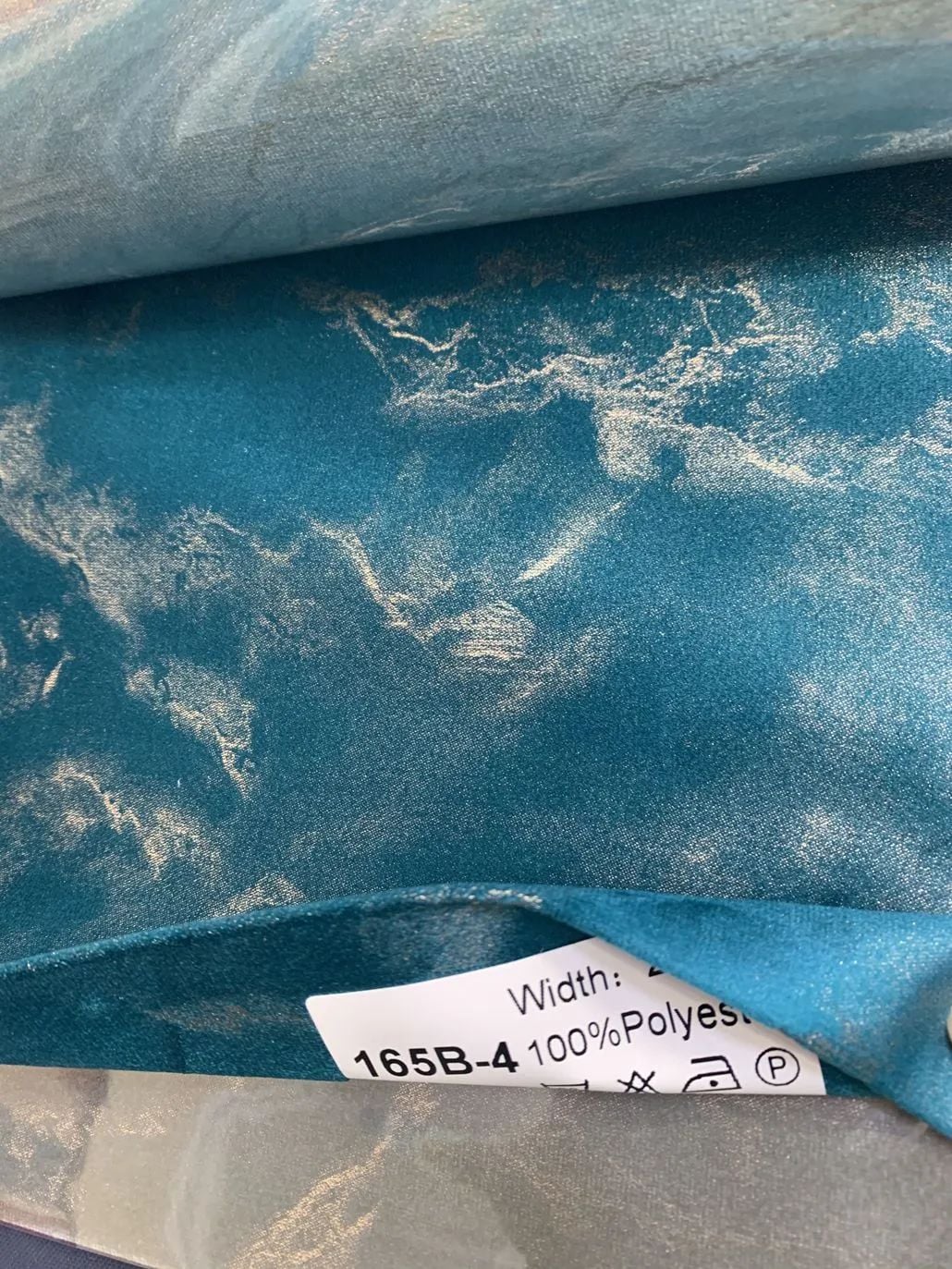 24 Foulola News: 165AB# Velvet manufacture