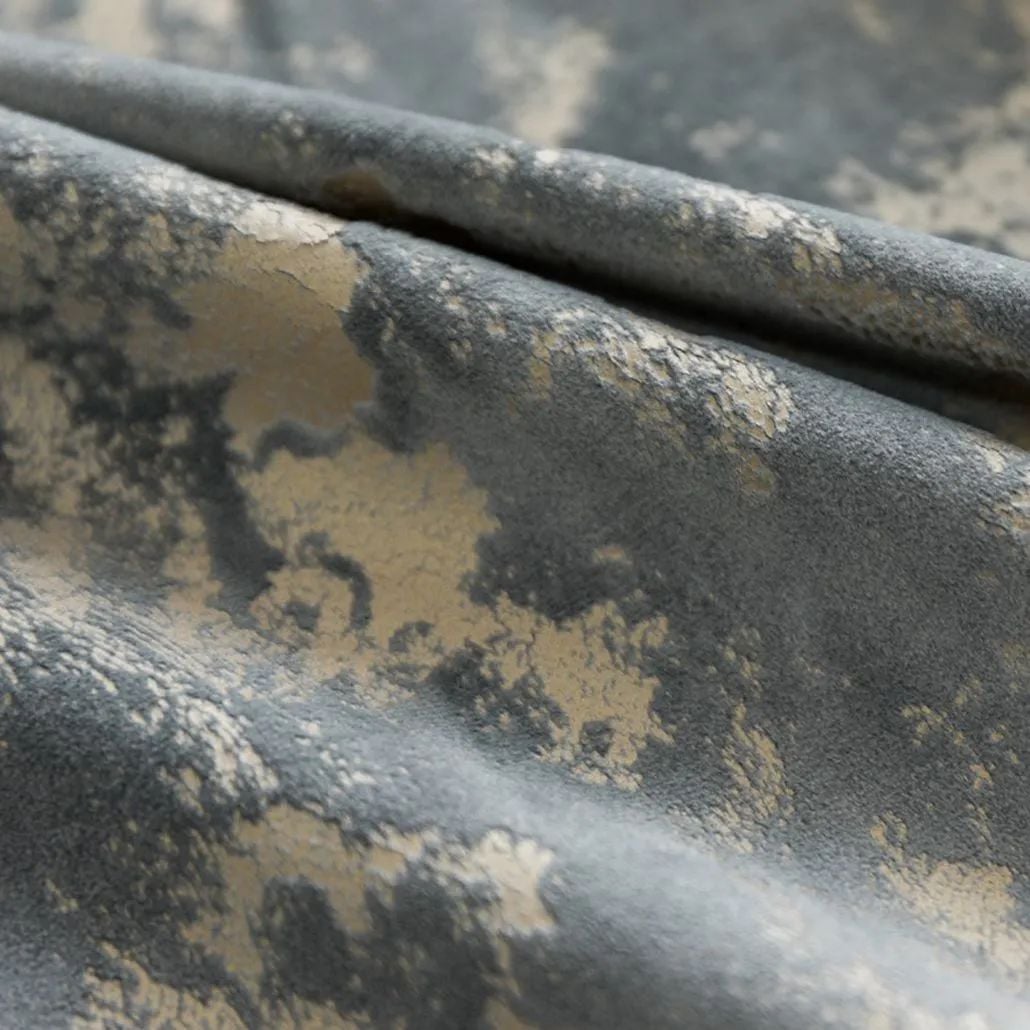 17 Foulola News:Blackout Velvet 112# Series details
