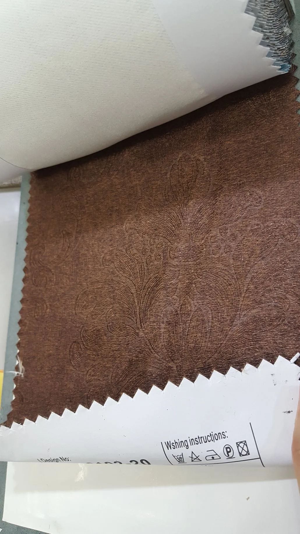 135 Foulola News: 2.8m DY/34# Series, Embossed Linen Style Blackout manufacture