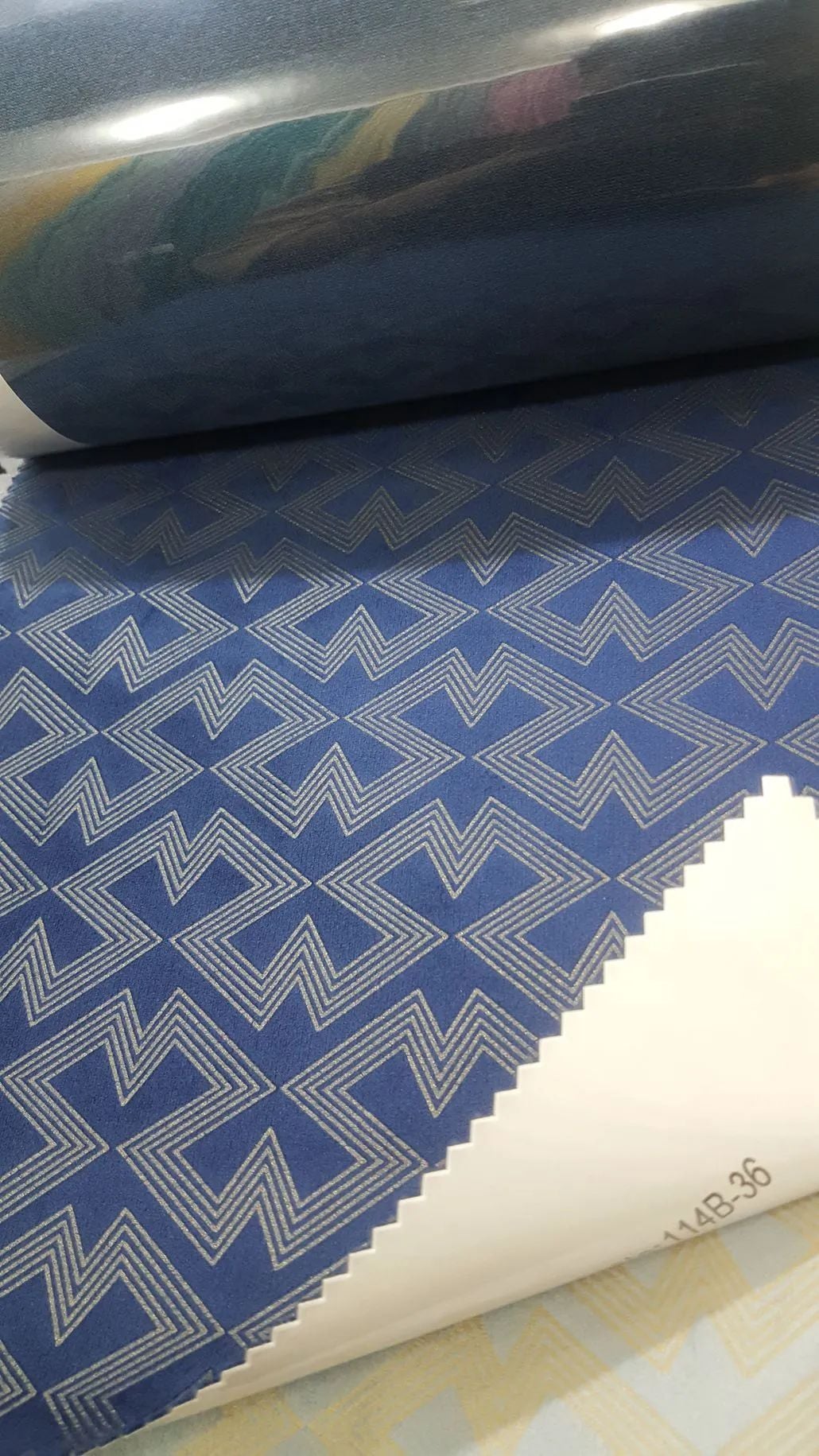 63 Foulola News:Blackout Velvet 114#AB Series supplier