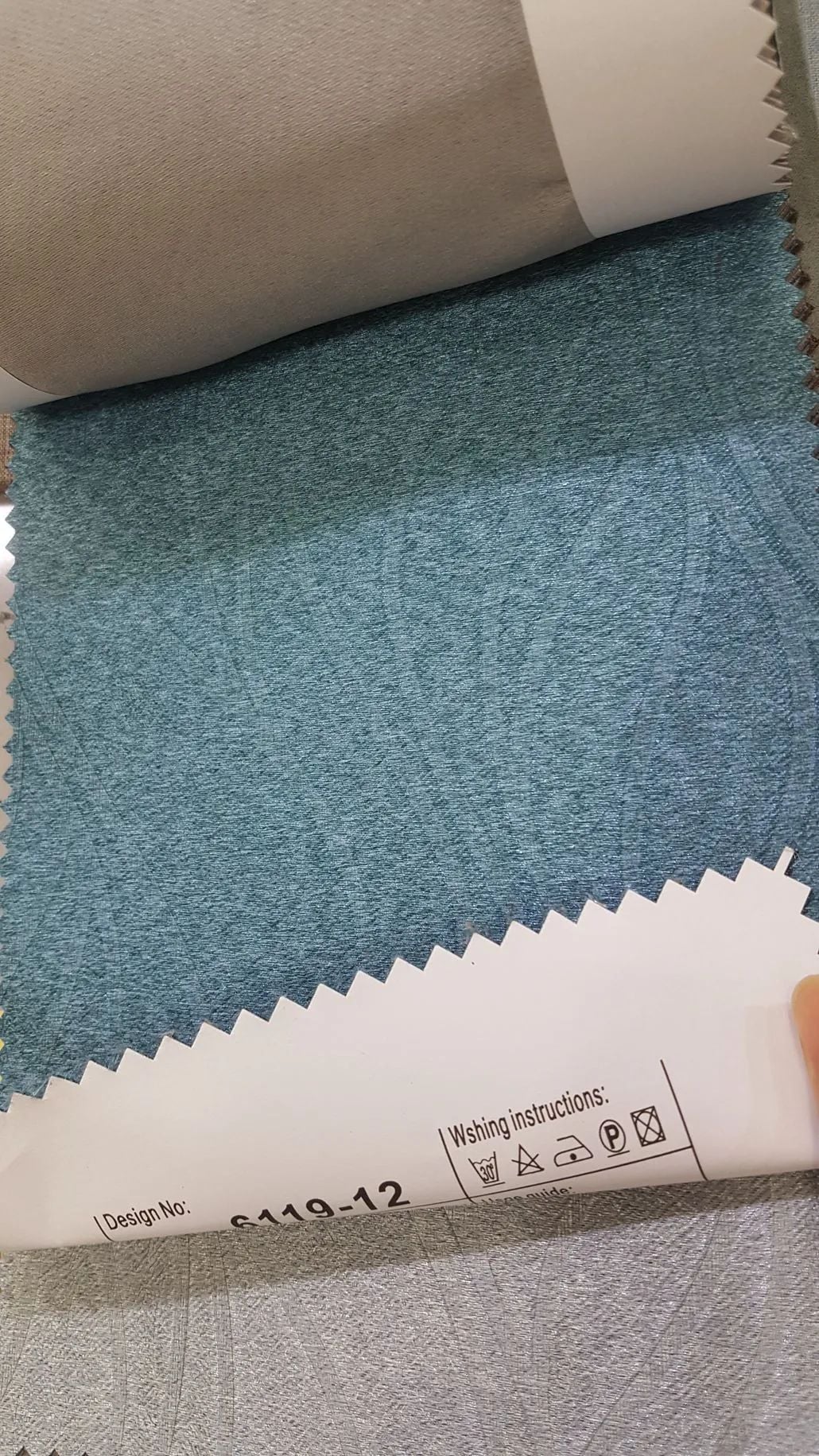 121 Foulola News: 2.8m DY/34# Series, Embossed Linen Style Blackout manufacture