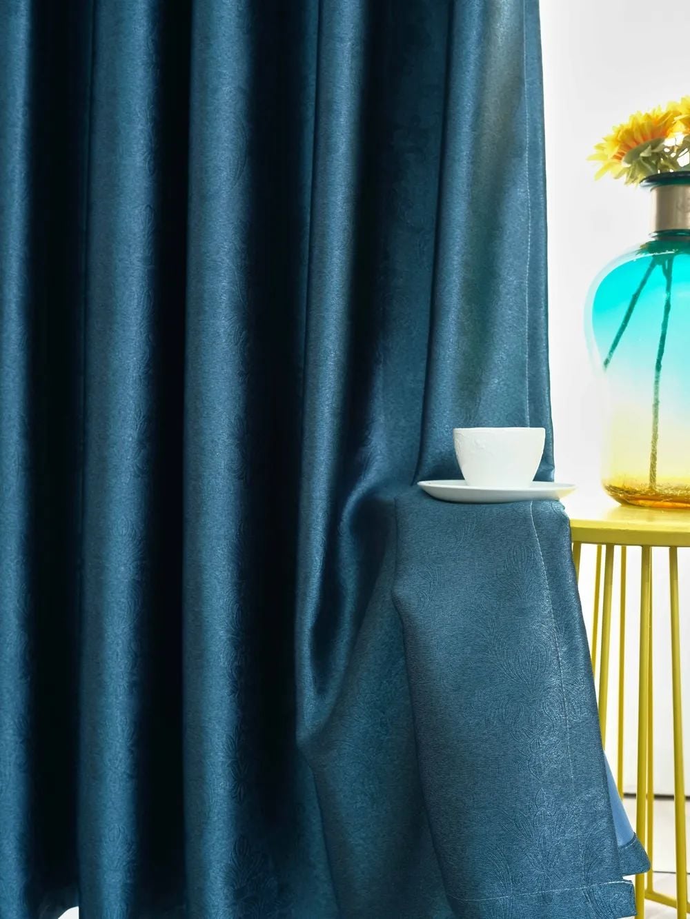 33 Foulola News: 2.8m DY/34# Series, Embossed Linen Style Blackout details