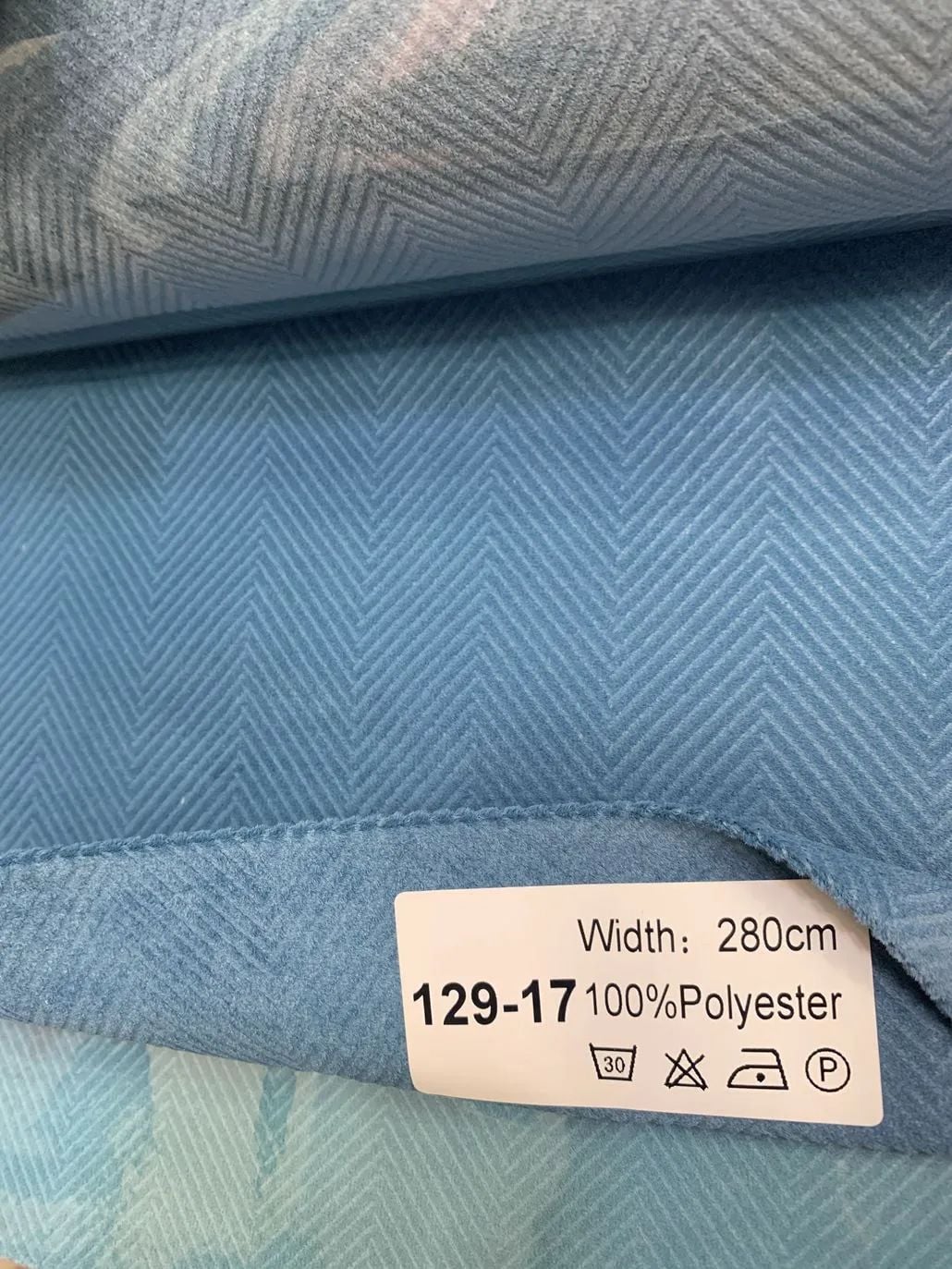 40 Foulola News: 129# Velvet factory