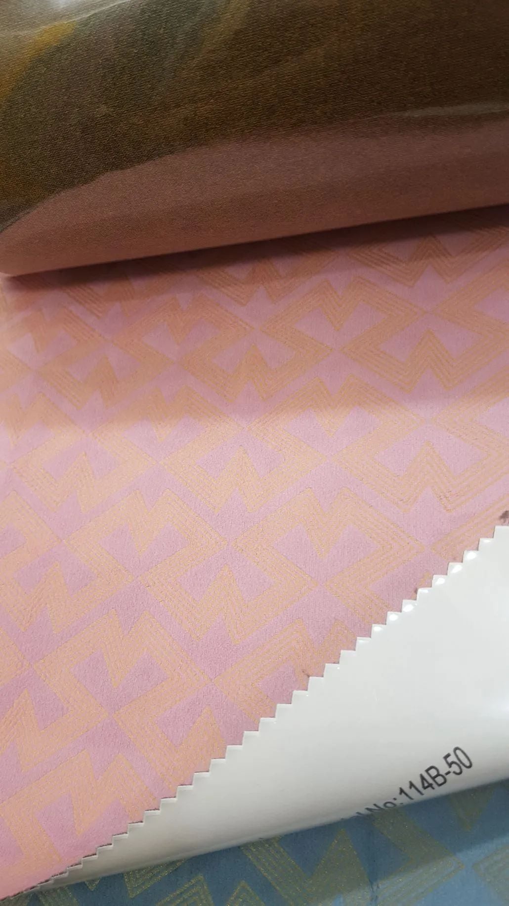 72 Foulola News:Blackout Velvet 114#AB Series factory