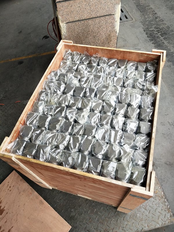Packaging & shipping specifications