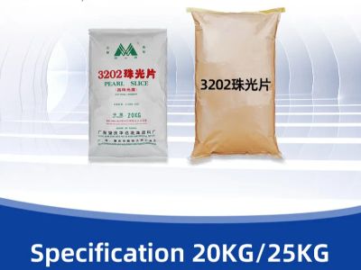 How Glycol Distearate Manufacturers Improve Product Appearance