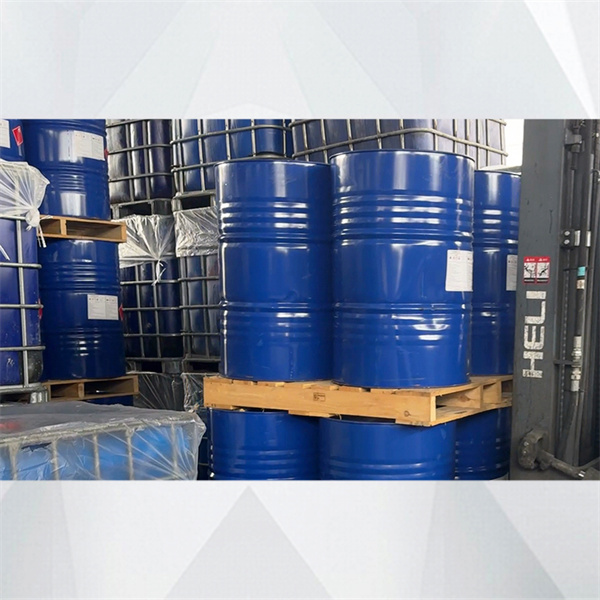 Tips for Properly Mixing Resin and Hardener for Fiberglass Projects