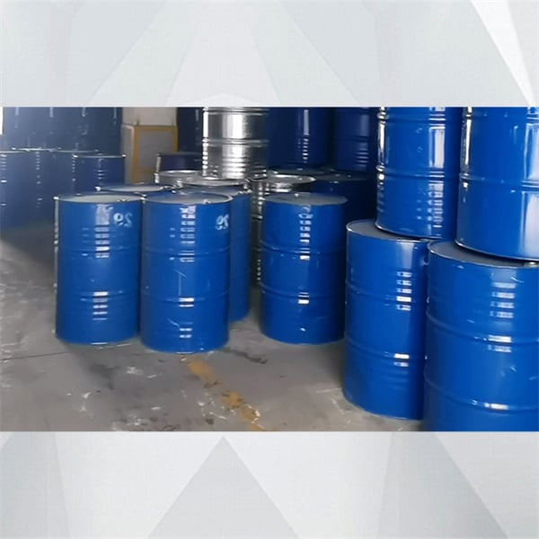 Düzgün Bir Fiberglass Kaplama Uygulaması İçin Rezini Hazırlama ve Karıştırma İpuçları