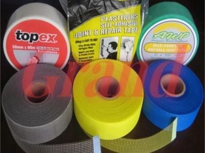 How Is Fiberglass Self Adhesive Tape Used in Drywall Joints?