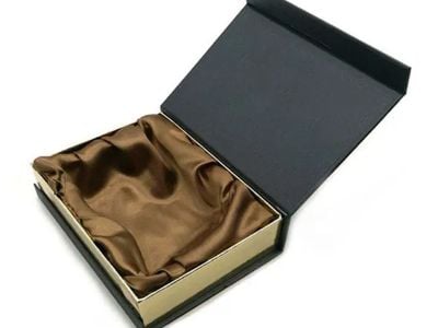 Latest Trends in Jewelry Packaging Wholesale for Modern Brands