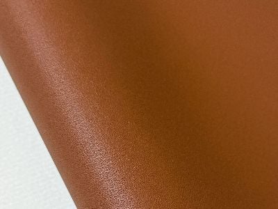 Vegan Leather vs Genuine Leather: What B2B Buyers Should Know